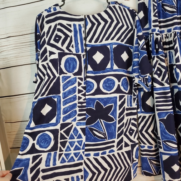 Anthony Mark Hankins | 2 Pc Floral Top & Skirt - Picture 4 of 8